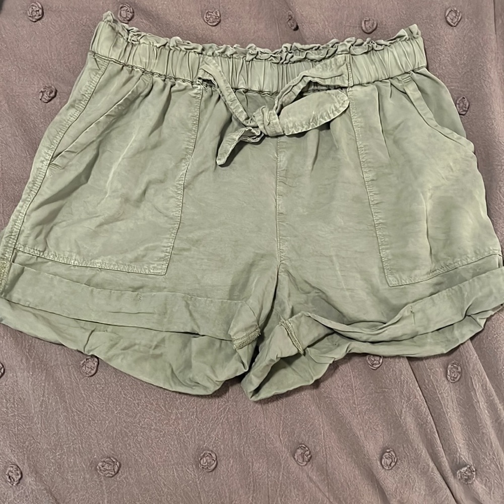 Night waisted short Aerie with pockets